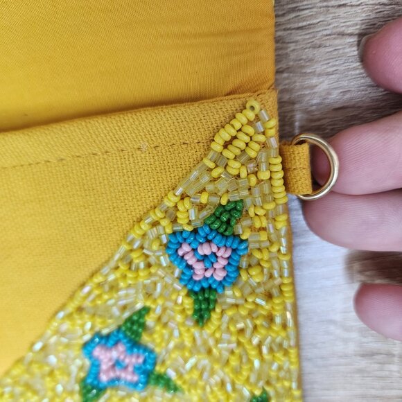 KAYLEE Yellow Floral Beaded Envelope Clutch Crossbody Bag NWT - Picture 6 of 6